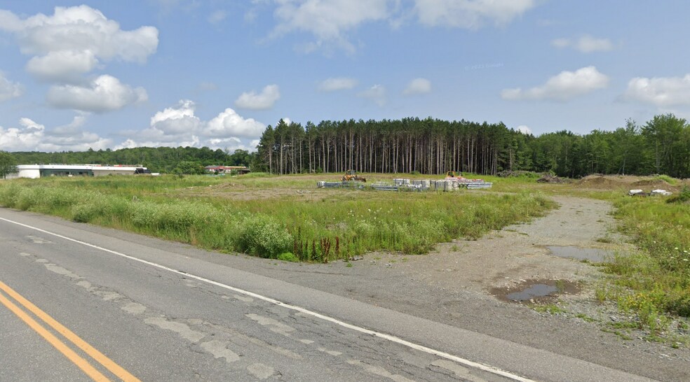 More Photos Of 4 Griffin Rd, Bangor Land For Lease