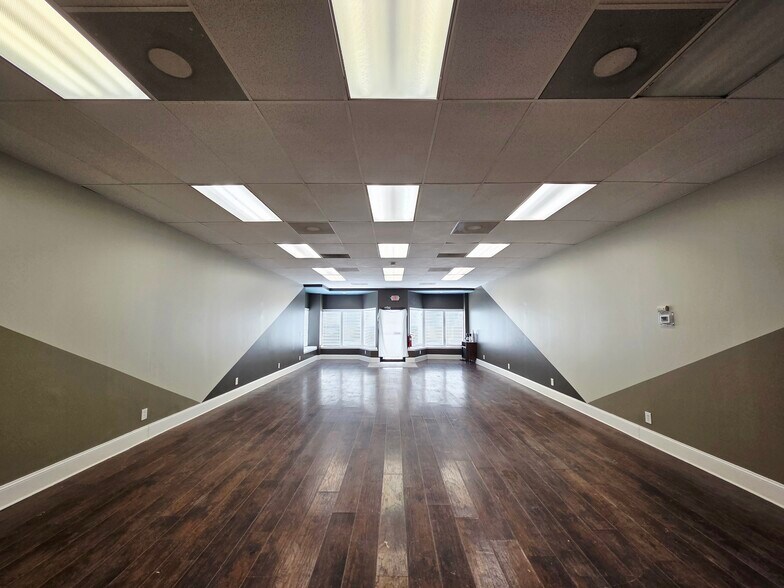 More Photos Of 1302 Broadway, Lorain Storefront Retail Residential For Sale