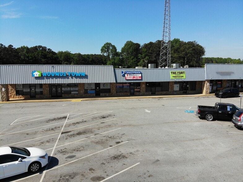 More Photos Of 1363 Iris Dr SE, Conyers Freestanding For Sale