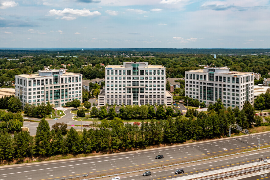 Primary Photo Of 12950 Worldgate Dr, Herndon Office For Lease