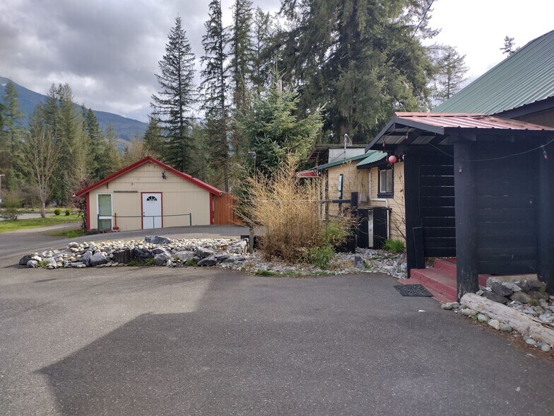 More Photos Of 7471 Mt Baker Hwy, Maple Falls Restaurant For Sale
