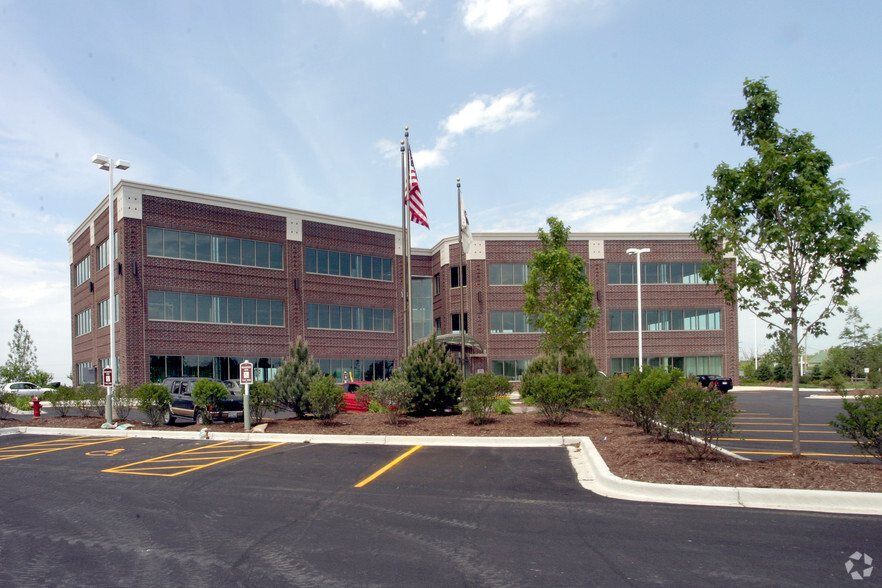 Primary Photo Of 765 Ela Rd, Lake Zurich Office For Lease