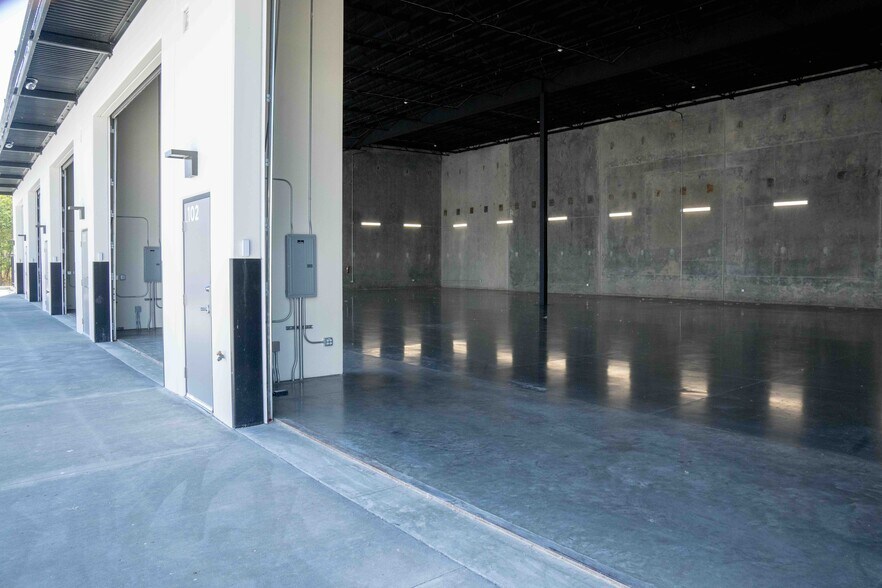 More Photos Of 1055 Soscol Ferry Rd, Napa Warehouse For Sale