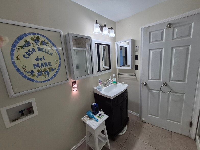 More Photos Of 360 Bay Ave, Milford Storefront Retail Residential For Sale