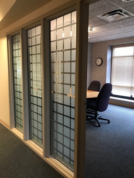 More Photos Of 1900 E Douglas Ave, Wichita Office For Lease