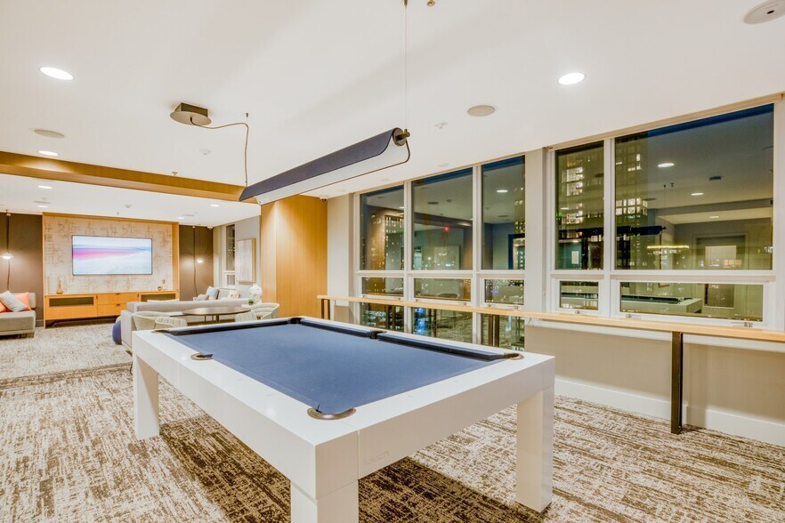 More Photos Of 2105 5th Ave, Seattle Apartments For Lease
