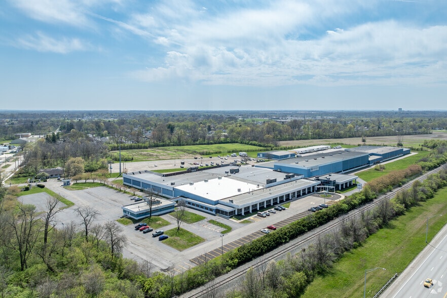 More Photos Of 2001 Courtright Rd, Columbus Warehouse For Sale