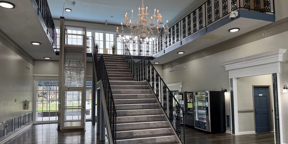 More Photos Of 3501 E Independence Blvd, Charlotte Apartments For Sale