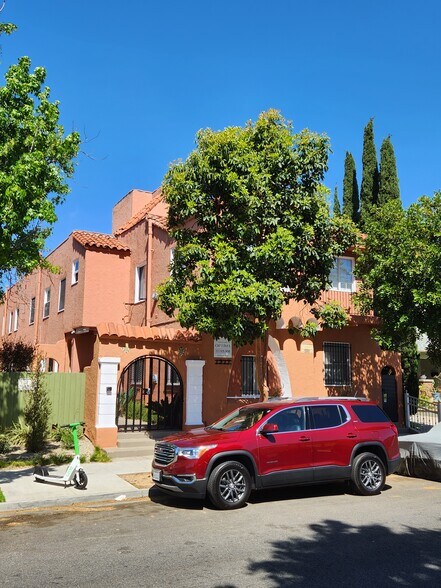More Photos Of 1217 Cedar Ave, Long Beach Apartments For Sale