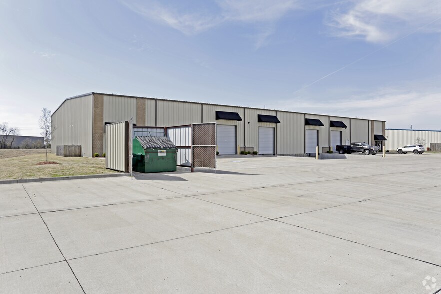 Primary Photo Of 1402 W Hudson Rd, Rogers Warehouse For Lease