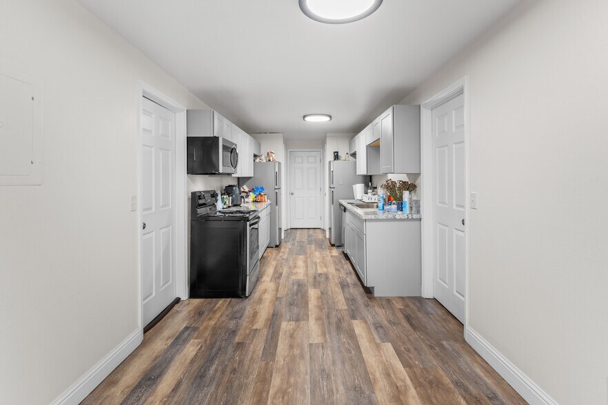 More Photos Of 1133 Buena Vista Ave, Reno Apartments For Sale