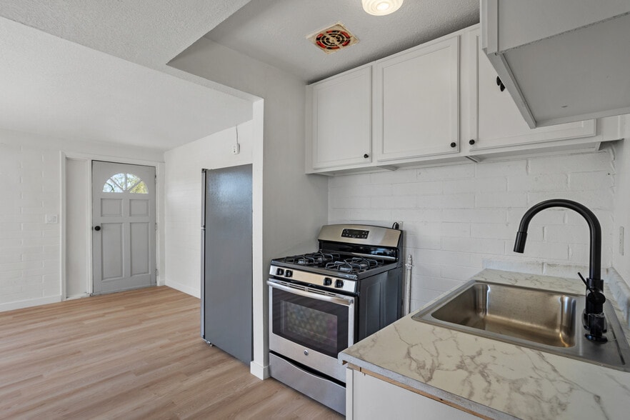 More Photos Of 5757 E 23rd St, Tucson Apartments For Sale