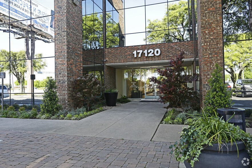 More Photos Of 17120 N Dallas Pky, Dallas Office For Lease