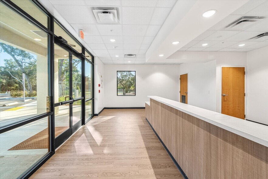 More Photos Of 481 Shores Blvd, Saint Augustine Medical For Lease