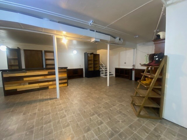 More Photos Of 606 Mount Rose St, Reno Storefront Retail Office For Lease