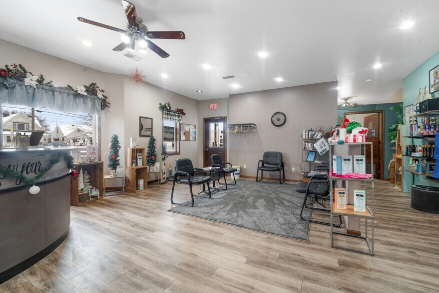 More Photos Of 155 W Menasha Ave, Whitelaw Freestanding For Sale