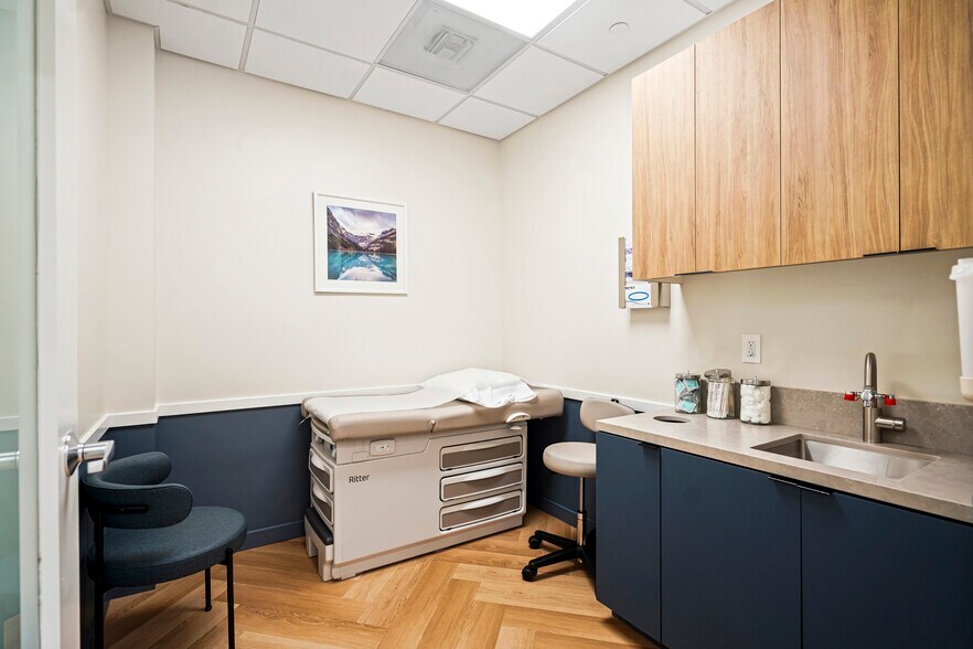 More Photos Of 11301 W Olympic Blvd, Los Angeles General Retail For Lease