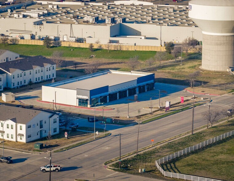 More Photos Of 2225 Avondale-Haslet rd, Haslet Freestanding For Lease