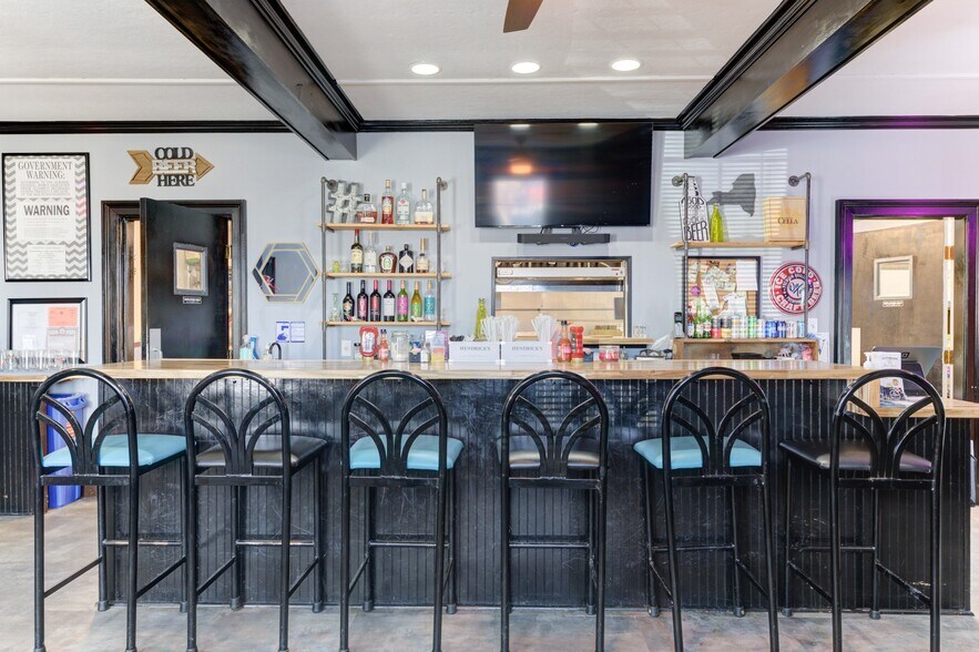 More Photos Of 28 E Main St, Johnstown General Retail For Sale