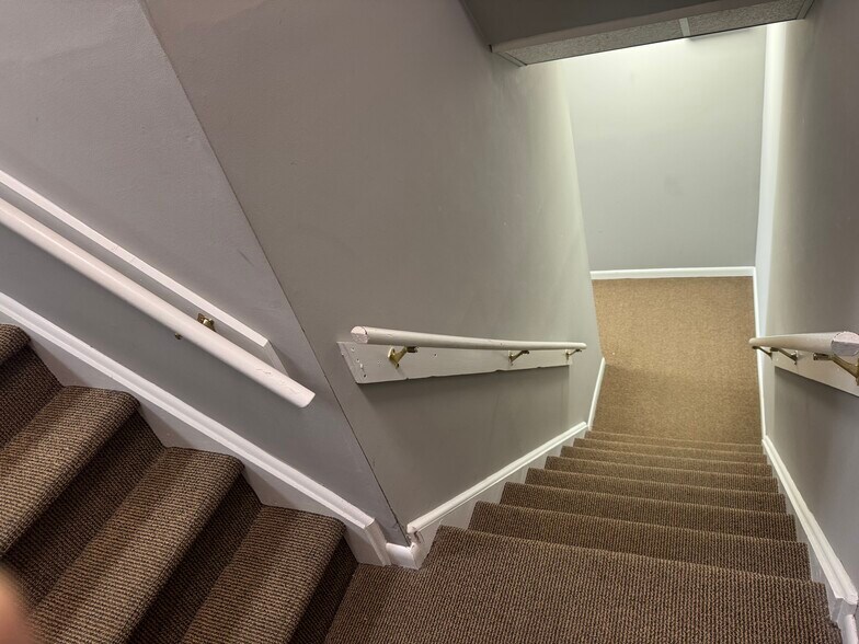 More Photos Of 220 Jack Martin Blvd, Brick Medical For Sale