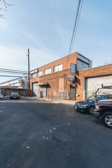 More Photos Of 9312 179th Pl, Jamaica Warehouse For Sale