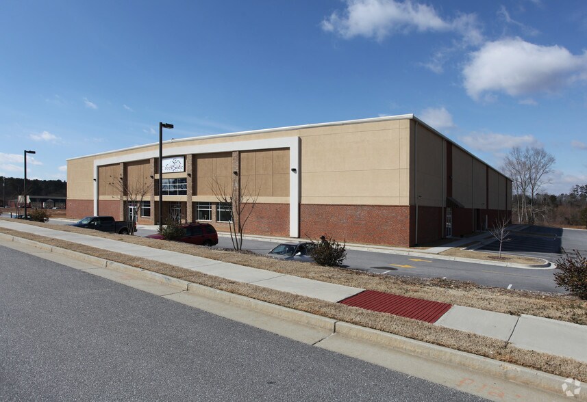 More Photos Of 3237 Krisam Creek Dr, Loganville Industrial For Sale