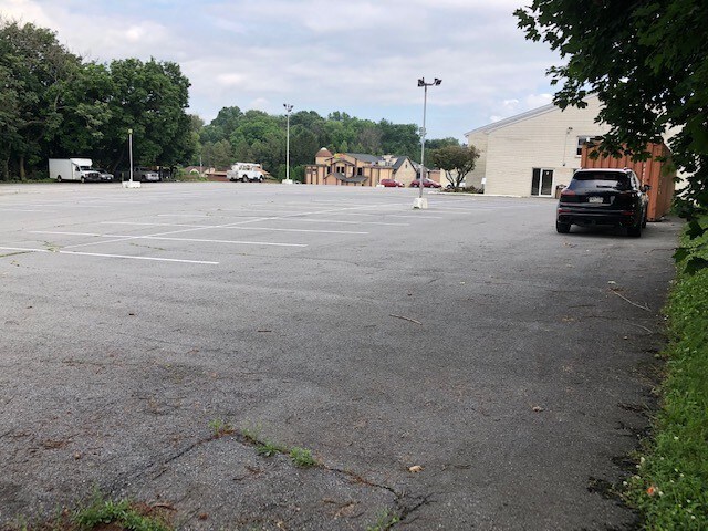 More Photos Of 2017 Bernville Rd, Reading Land For Lease