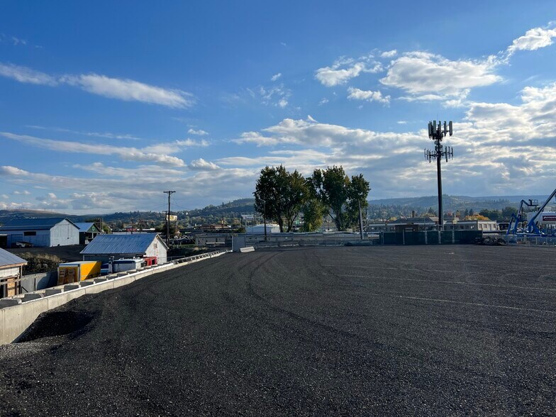 More Photos Of 215 Terminal Ave, The Dalles Land For Lease