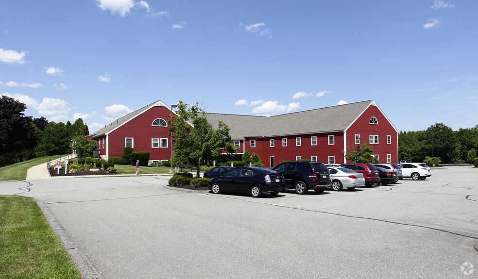 More Photos Of 23 Stiles Rd, Salem Medical For Sale