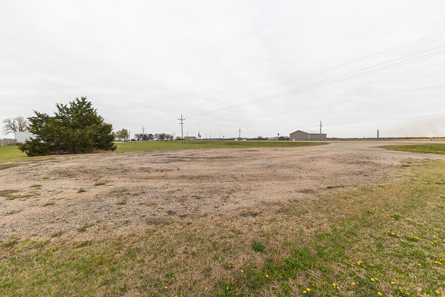 More Photos Of 890 N State Road 14, Harper Auto Dealership For Sale