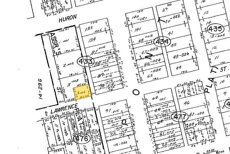 More Photos Of 18 W Lawrence St, Pontiac Loft Creative Space For Sale