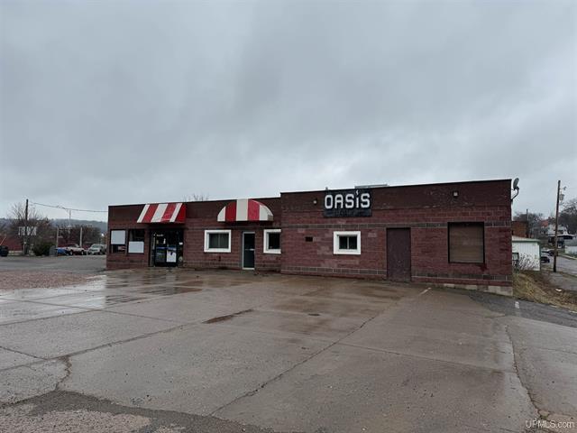 Primary Photo Of 403 N Third St, Ishpeming Service Station For Sale