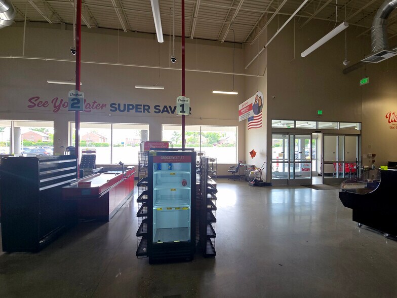 More Photos Of 1703-1763 Chesaco Ave, Rosedale Storefront Retail Office For Lease