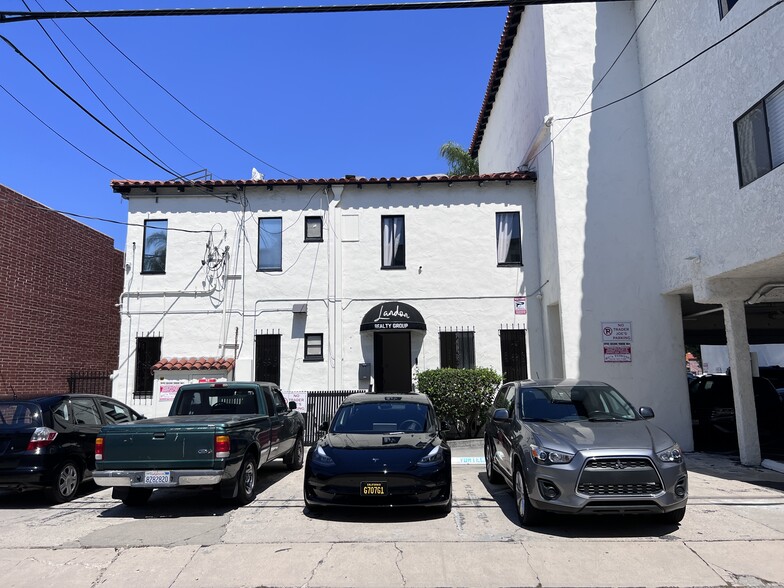 More Photos Of 10116-10120 Riverside Dr, Toluca Lake Office For Sale