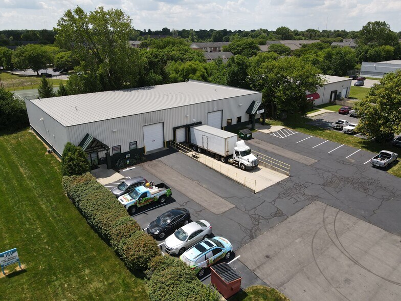 More Photos Of 2840 Mitthoeffer Pl, Indianapolis Warehouse For Sale