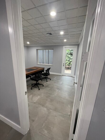 More Photos Of 416 SE Flamingo Ave, Stuart Medical For Sale