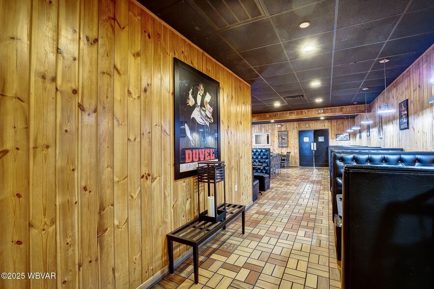 More Photos Of 505 Washington Blvd, Williamsport Restaurant For Sale