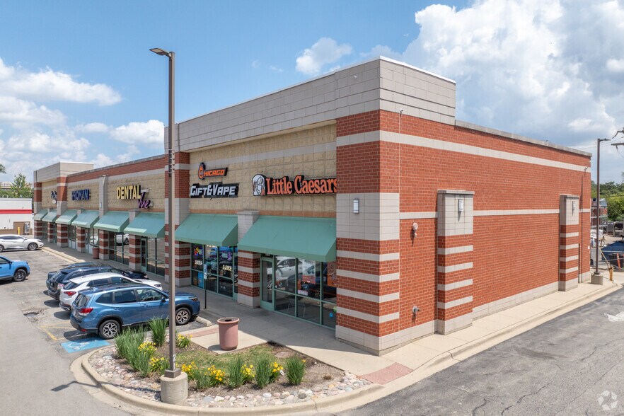 More Photos Of 1427-1485 Lee St, Des Plaines Unknown For Lease