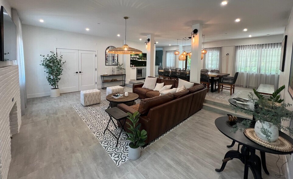 More Photos Of 511 16th St, Miami Beach Hospitality For Sale