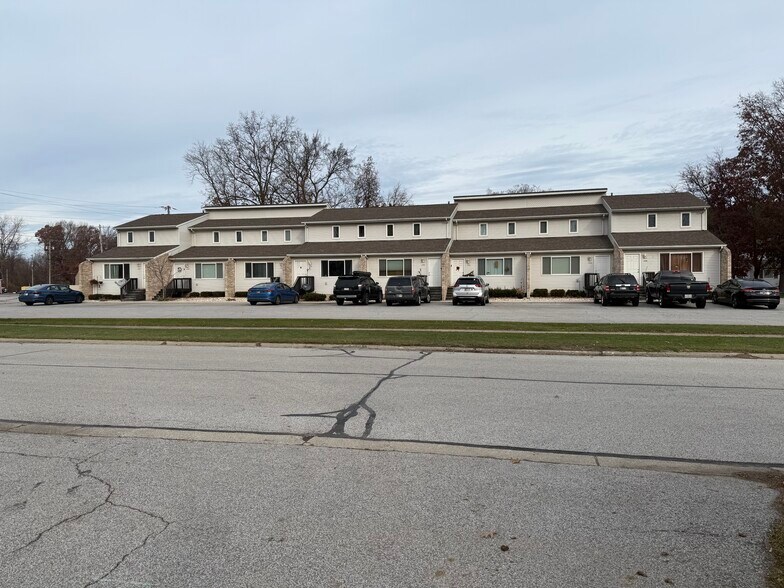 More Photos Of 1230 Lake Charles Ave, Porter Apartments For Sale