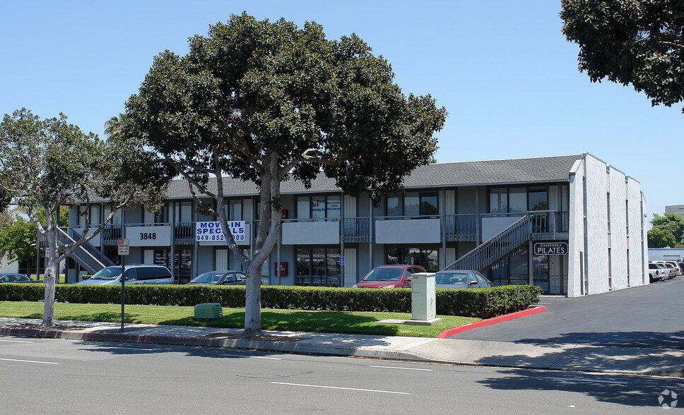 Primary Photo Of 3848 Campus Dr, Newport Beach Office For Lease