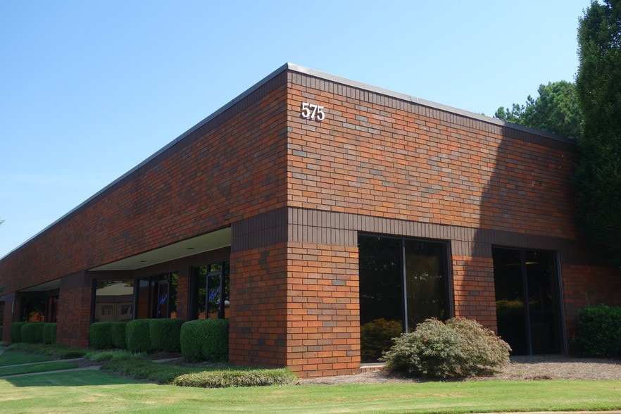 More Photos Of 575 Old Norcross Rd, Lawrenceville Unknown For Lease