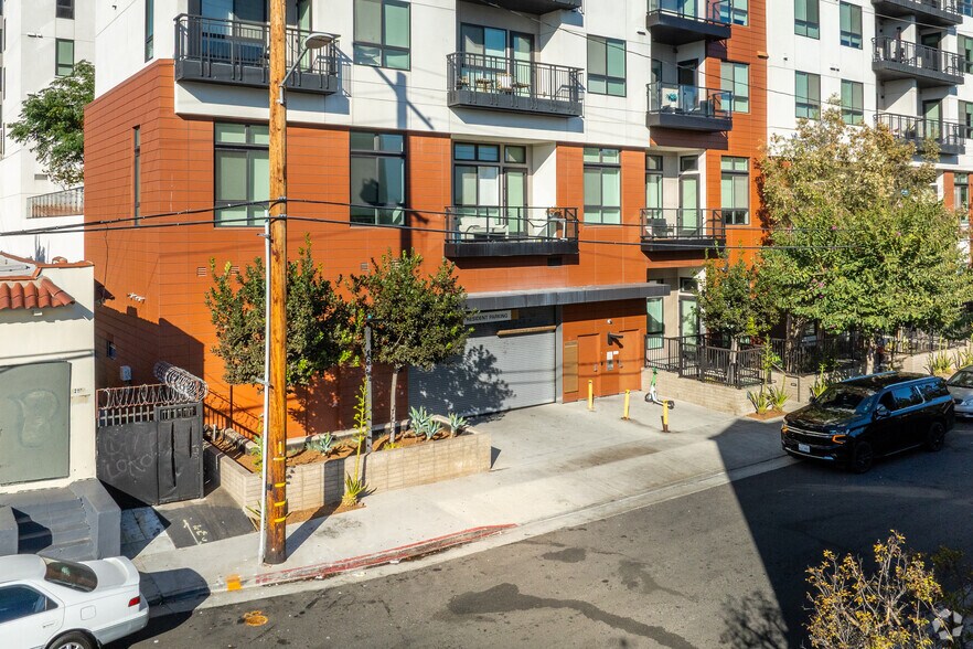 More Photos Of 6240 W Sunset Blvd, Los Angeles Apartments For Lease