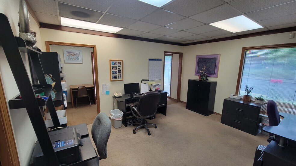 More Photos Of 3787-3795 River Rd N, Keizer Medical For Sale