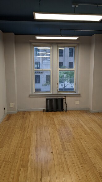 More Photos Of 305-311 W 57th St, New York Apartments For Lease