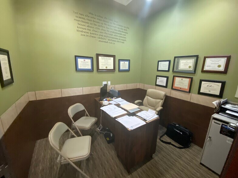 More Photos Of 4010 Sandy Brook Dr, Round Rock Medical For Sale