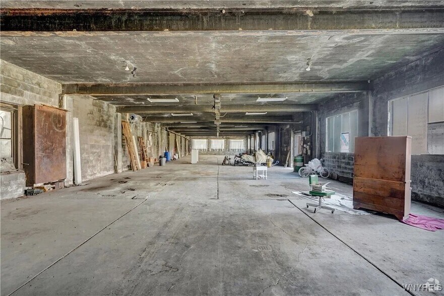 More Photos Of 11725 Big Tree Rd, East Aurora Flex For Sale