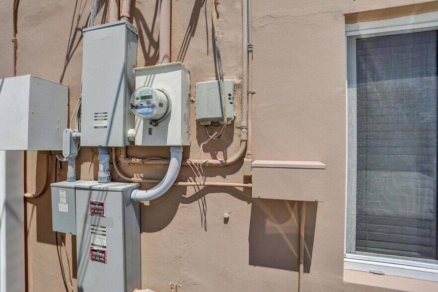 More Photos Of 1722 Madison St, Hollywood Assisted Living For Sale