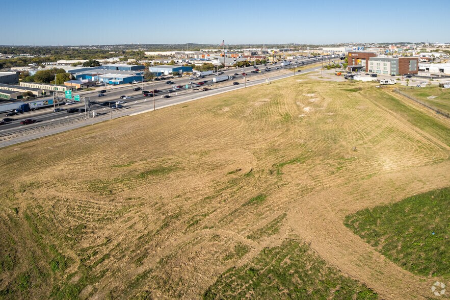 More Photos Of 10640 N IH 35, San Antonio Land For Sale