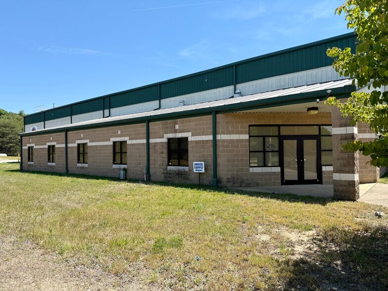 More Photos Of 189 Ringgold Industrial Pky, Danville Manufacturing For Lease